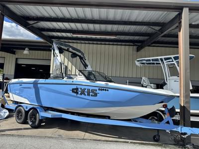 BOATZON | Axis Wake Research A225 2026