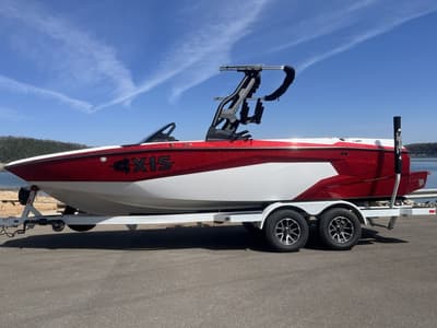 BOATZON | Axis Wake Research A225 2026