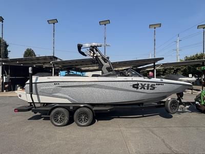 BOATZON | Axis Wake Research A225 2026