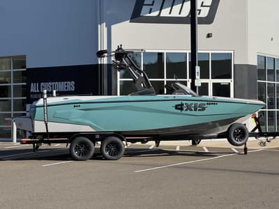 BOATZON | Axis Wake Research A225 2026