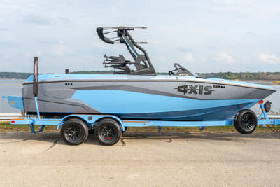 BOATZON | Axis Wake Research A225 2026