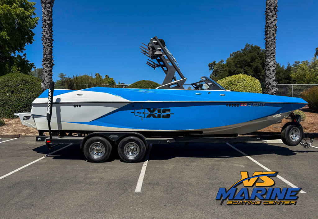 2019 Axis Wake Research A24 - Sold Boat