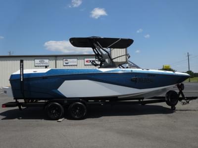 BOATZON | Axis Wake Research A245 2026