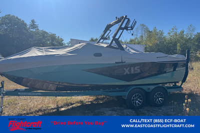 BOATZON | Axis Wake Research T220 2024