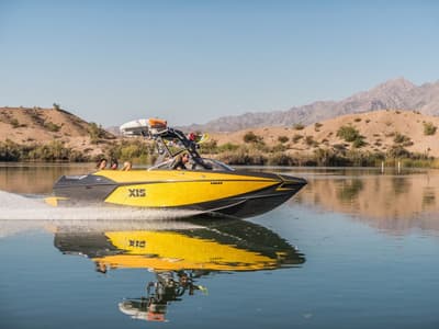 BOATZON | Axis Wake Research T23 2015 BOATZON | Axis Wake Research T23 2015