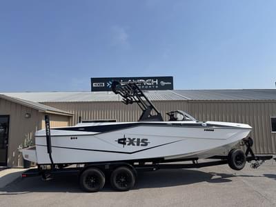 BOATZON | Axis Wake Research T235 2025
