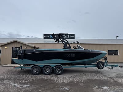 BOATZON | Axis Wake Research T250 2026 BOATZON | Axis Wake Research T250 2026