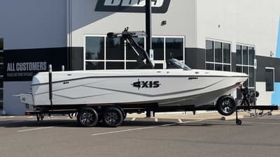 BOATZON | Axis Wake Research T250 2026 BOATZON | Axis Wake Research T250 2026
