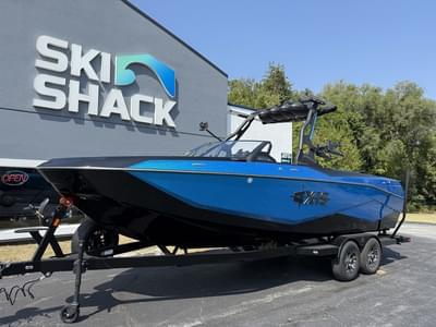 BOATZON | Axis Wake Research T250 2026