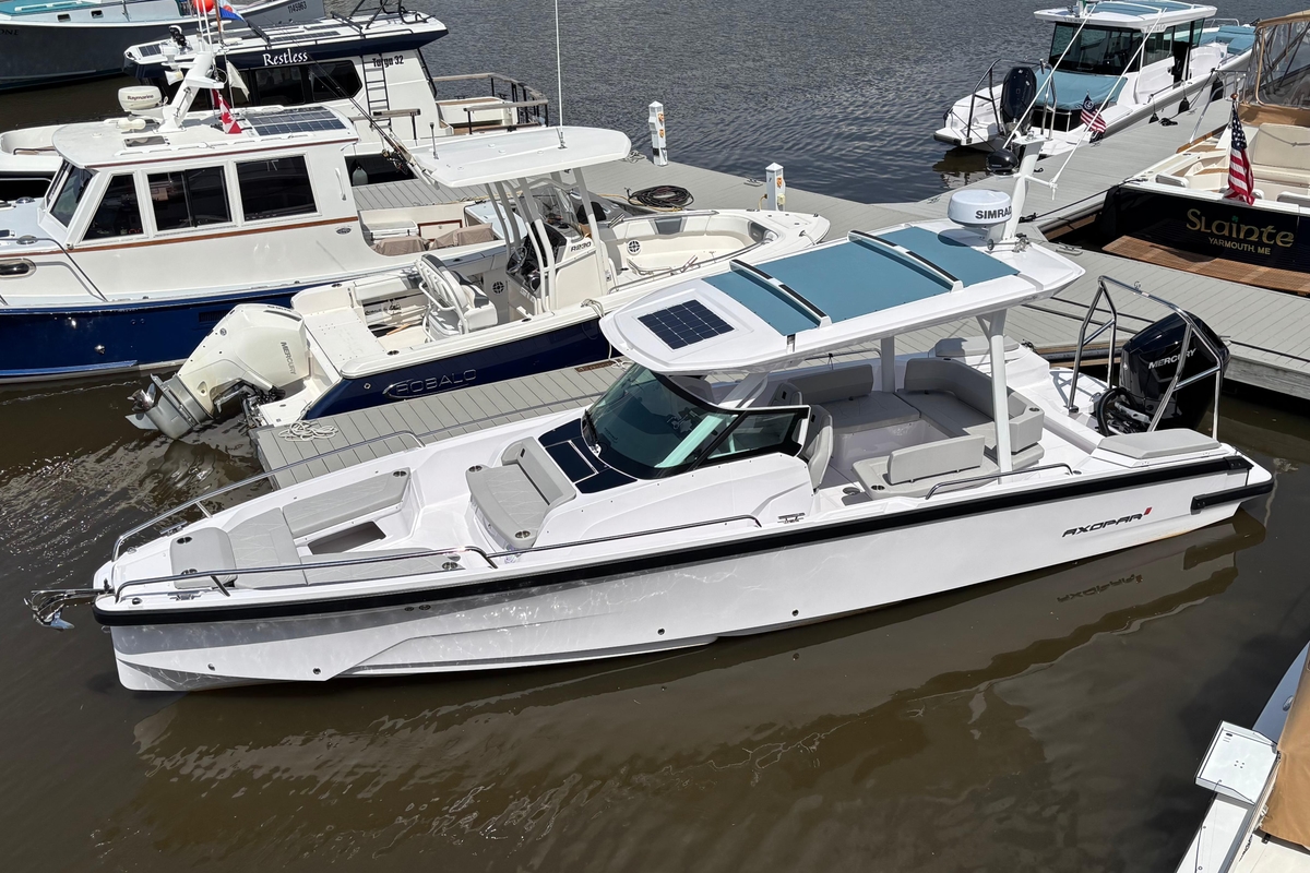 2025 Axopar 29 SunTop - Sold Boat