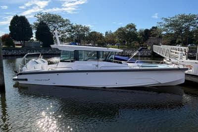 BOATZON | Axopar 29 XC Cross Cabin 2025
