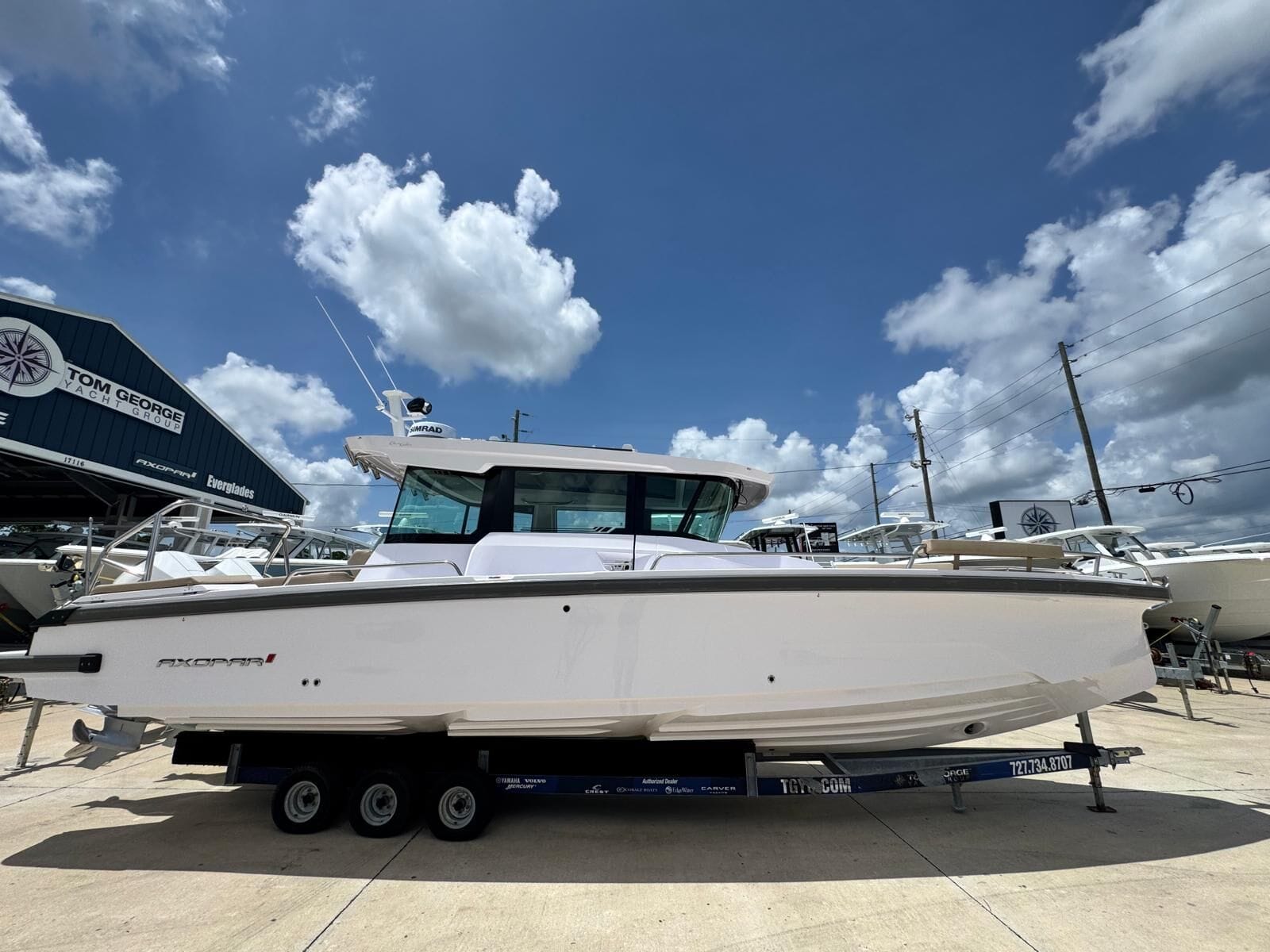 【NOA】 ズートピア Used Axopar 29 XC Cross Cabin 2026 for sale in Clearwater, Florida