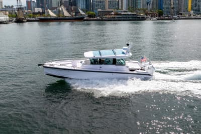 BOATZON | Axopar 29 XC Cross Cabin 2026
