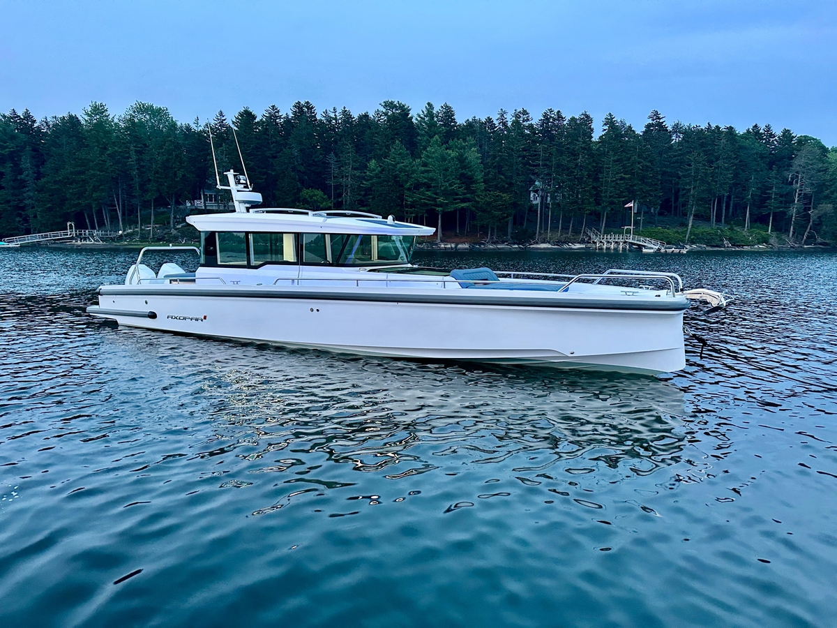 2023 Axopar 37 Cabin - Sold Boat