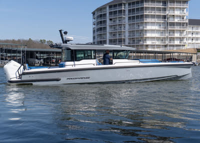 BOATZON | Axopar 37 CROSS CABIN 2026