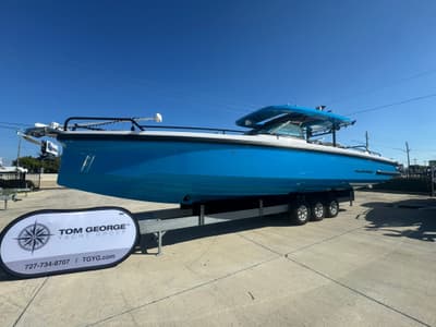 BOATZON | Axopar 37 Sun Top 2022