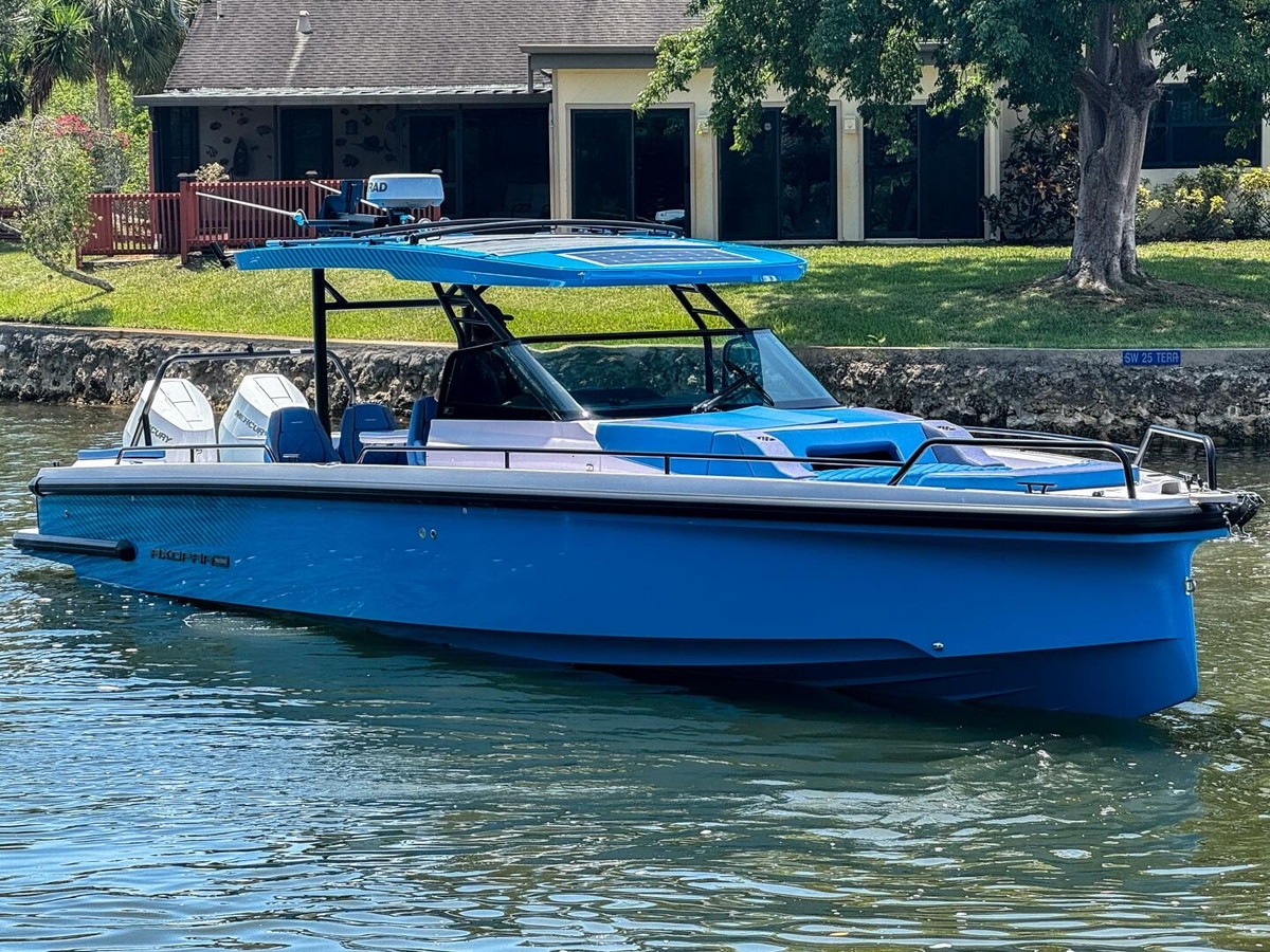 2024 Axopar 37 Sun Top - Sold Boat