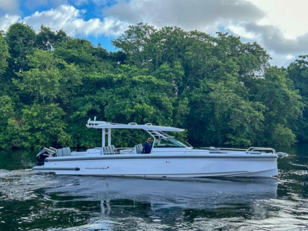 2024 Axopar 37 Sun Top - Sold Boat