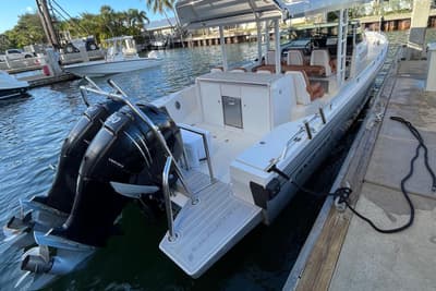 BOATZON | Axopar 37 SunTop 2018