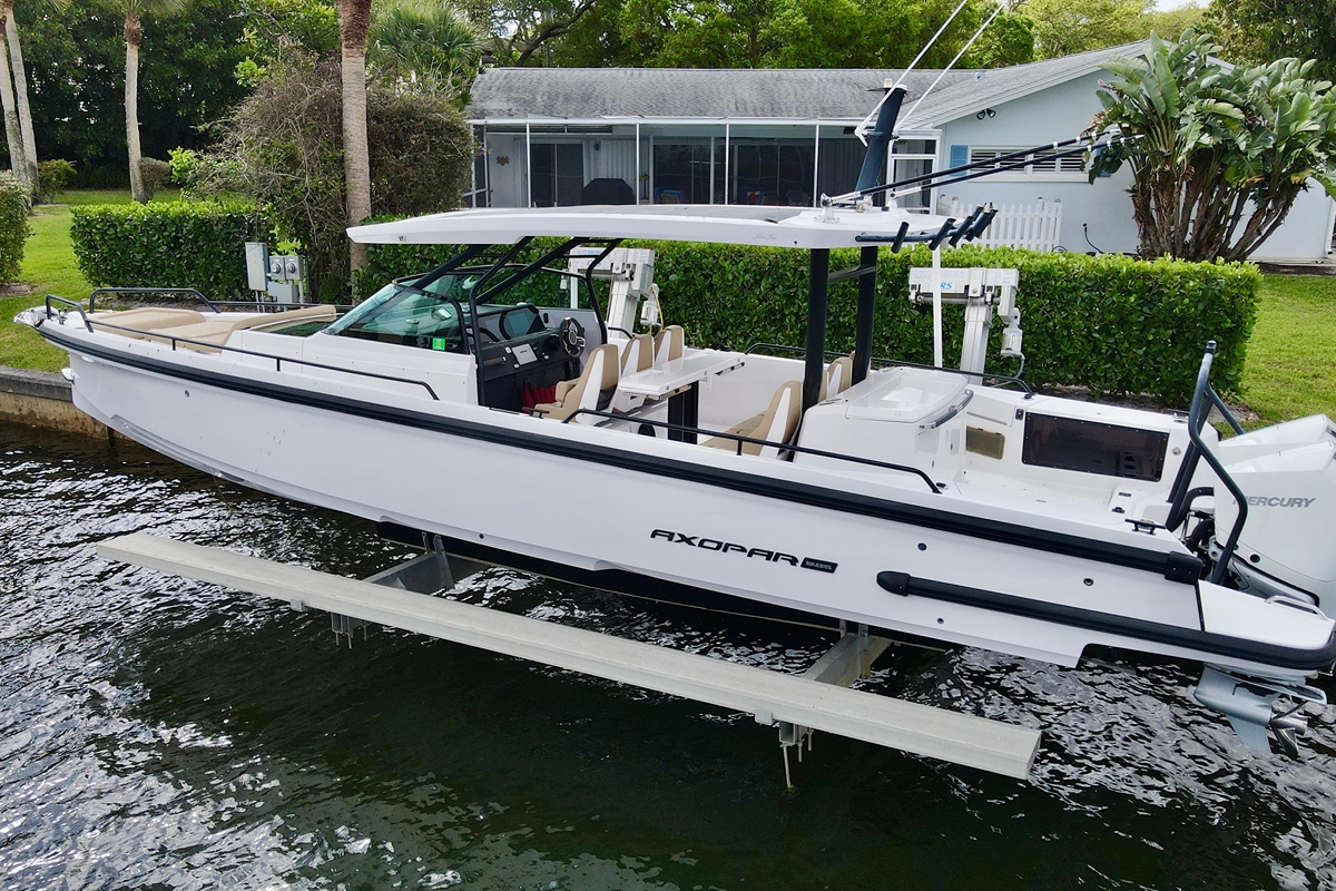 2021 Axopar 37 SunTop - Sold Boat