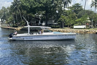 BOATZON | Axopar 37 SunTop 2024