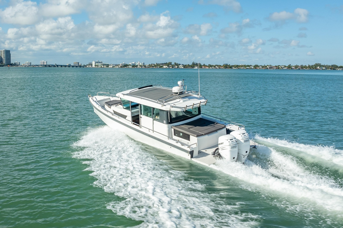 2018 Axopar 37 XC Cross Cabin - Sold Boat