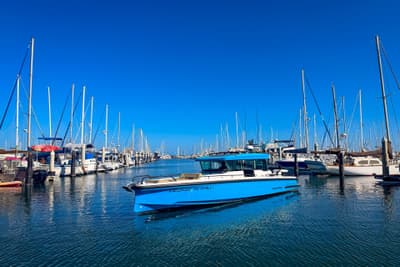 BOATZON | Axopar 37 XC Cross Cabin 2021