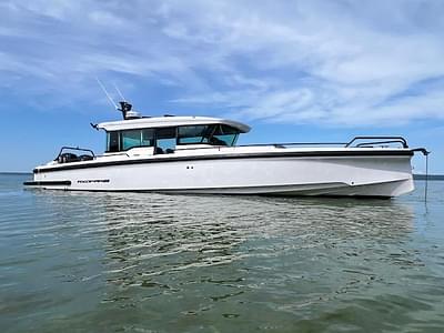 BOATZON | Axopar 37 XC CROSS CABIN 2022 BOATZON | Axopar 37 XC CROSS CABIN 2022