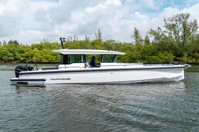 BOATZON | Axopar 37 XC Cross Cabin 2022