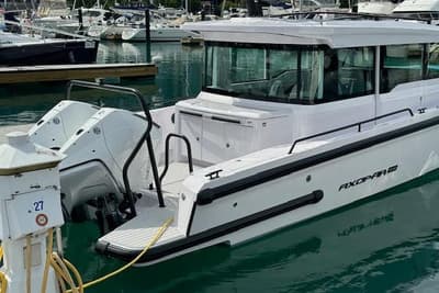 BOATZON | Axopar 37 XC Cross Cabin 2024