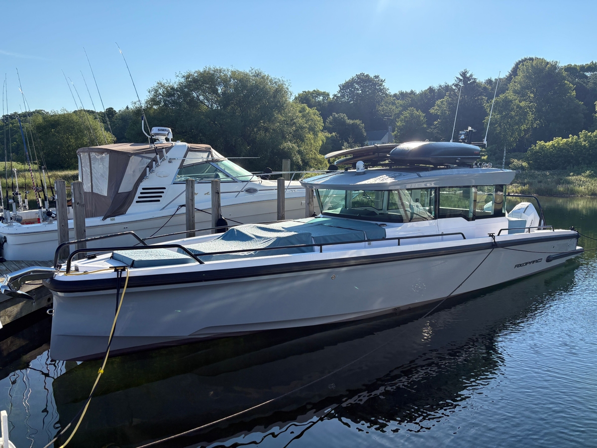 2024 Axopar 37 XC Cross Cabin - Sold Boat