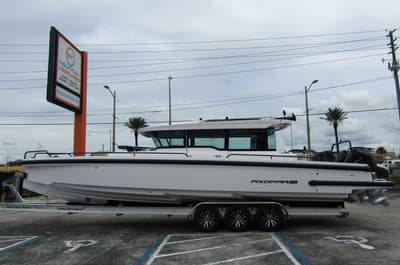 BOATZON | Axopar 37XC CROSS CABIN 2024