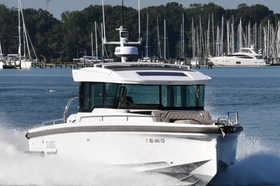 BOATZON | Axopar 37XC Wet Bar 2023 BOATZON | Axopar 37XC Wet Bar 2023