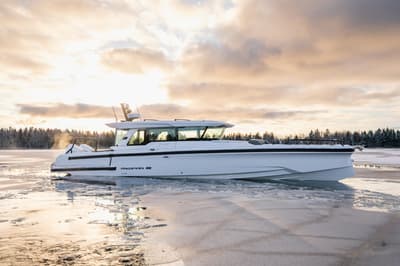 BOATZON | Axopar 38 Cross Cabin 2026
