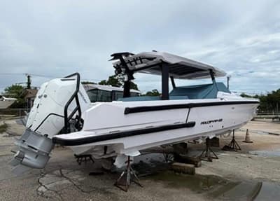 BOATZON | Axopar 38 Sun Top 2026