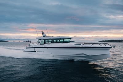 BOATZON | Axopar 38 XC Cross Cabin 2027
