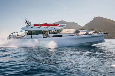 BOATZON | Axopar 45 XC Aft Cabin Brabus 2026