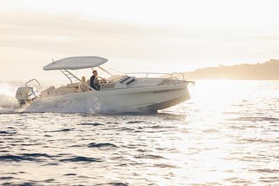 BOATZON | Axopar AXE 25 HighPerformance Electric Boat with EVOY STORM engines 2025