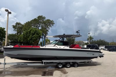 BOATZON | Axopar Brabus 28 TTop 2020