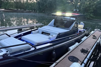 BOATZON | Axopar Brabus Shadow 900 SunTop 2022