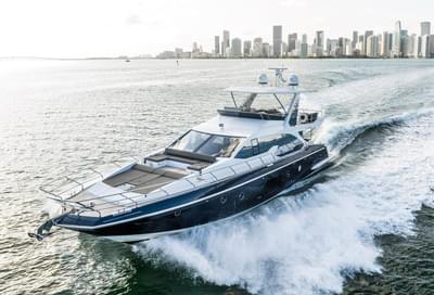 BOATZON | Azimut 66 2017