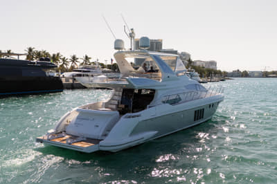 BOATZON | Azimut AZ64 FLY 2014