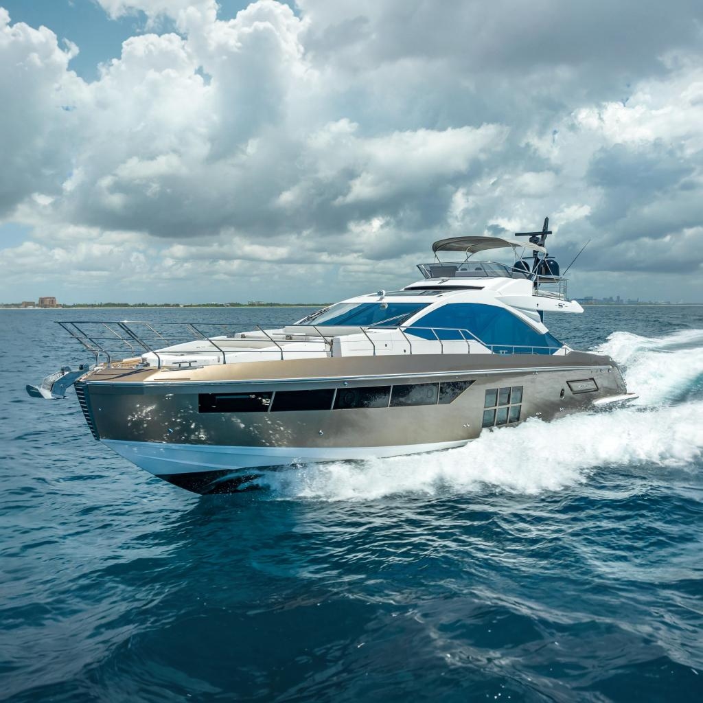 2018 Azimut S7 - Sold Boat
