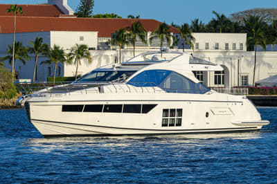 BOATZON | Azimut S7 2019