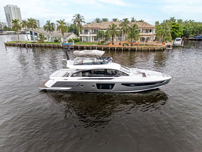 BOATZON | Azimut S7 2026