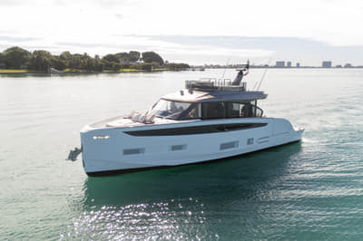 BOATZON | Azimut Seadeck 6 2026