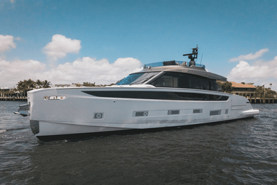 BOATZON | Azimut Seadeck 7 2025