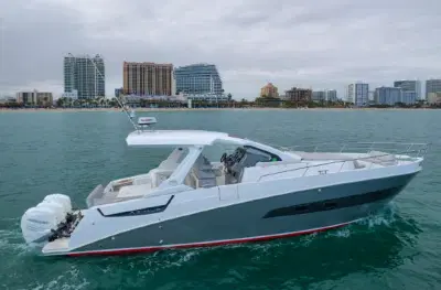 BOATZON | Azimut Verve 2019