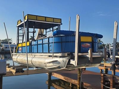BOATZON | Bahama 240 Tritoon Coral Reef 2021 BOATZON | Bahama 240 Tritoon Coral Reef 2021