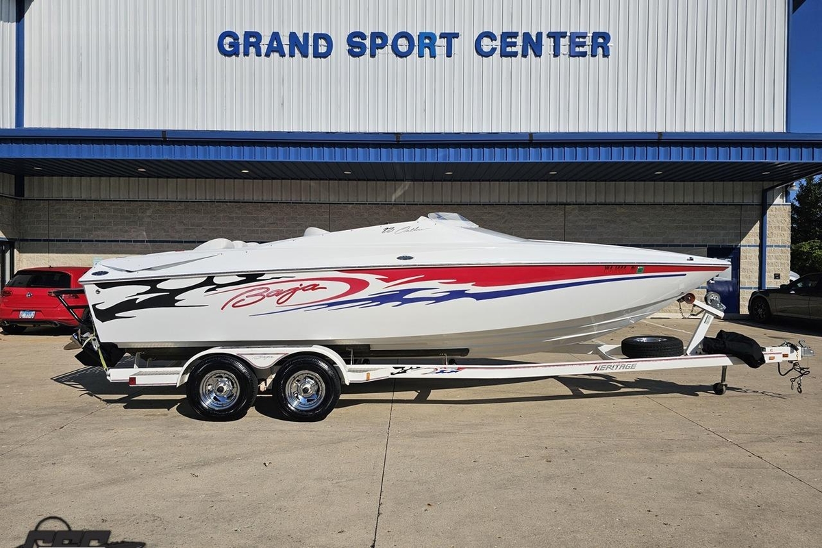 2005 Baja 23 Outlaw - Sold Boat